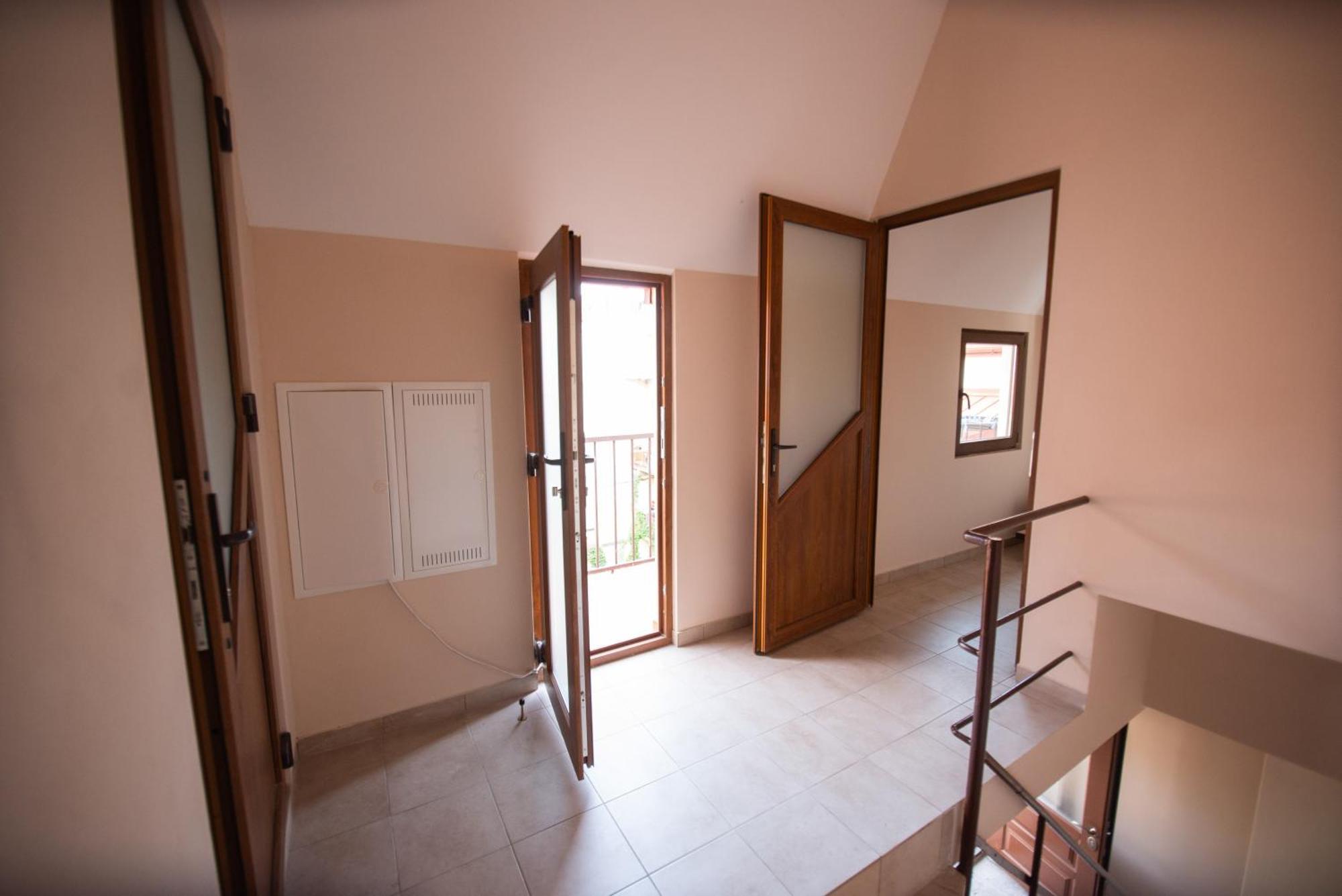 Apart Yaroslava Osmomysla 9 Square - City Center Lviv Buitenkant foto