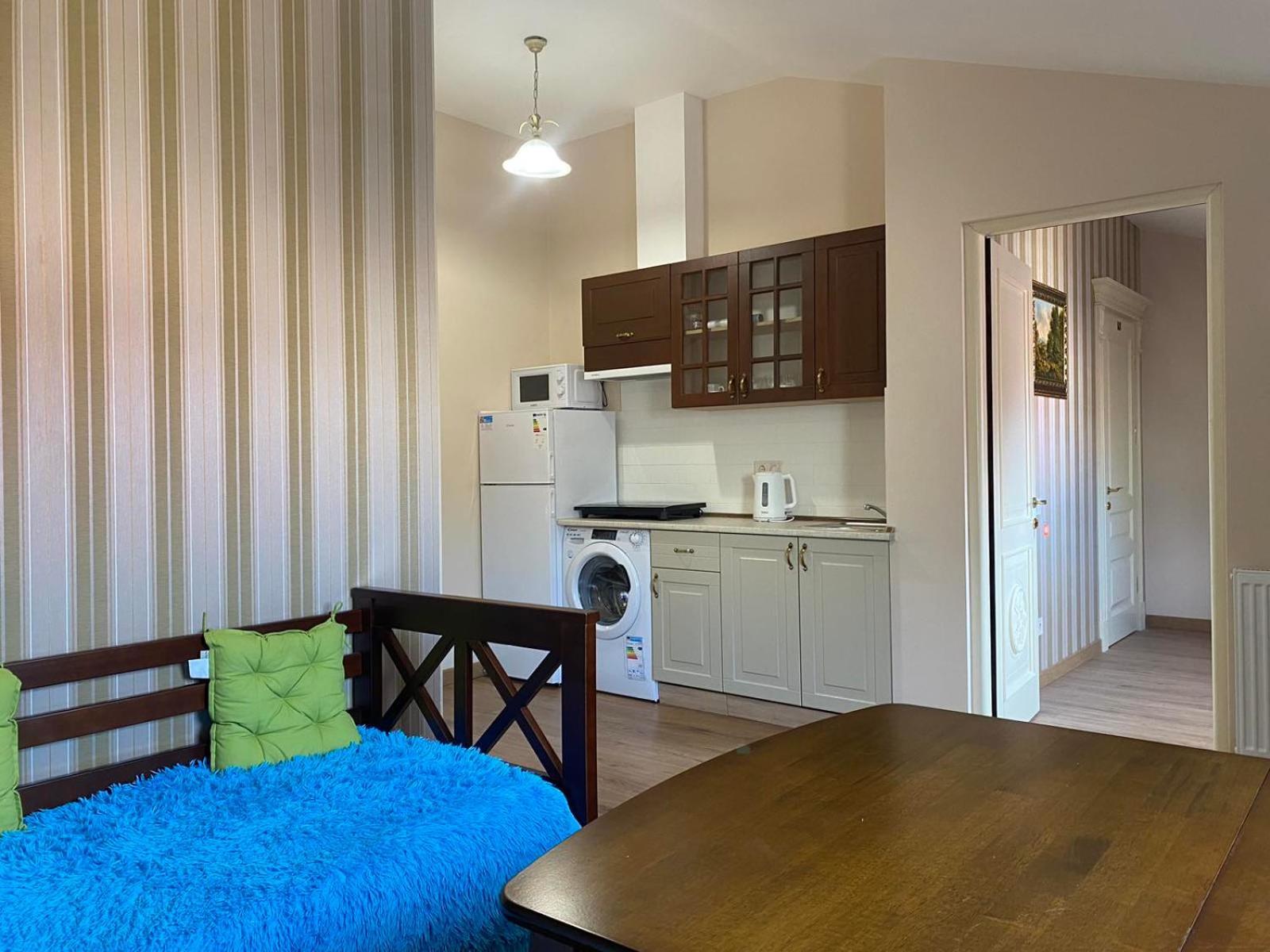 Apart Yaroslava Osmomysla 9 Square - City Center Lviv Buitenkant foto
