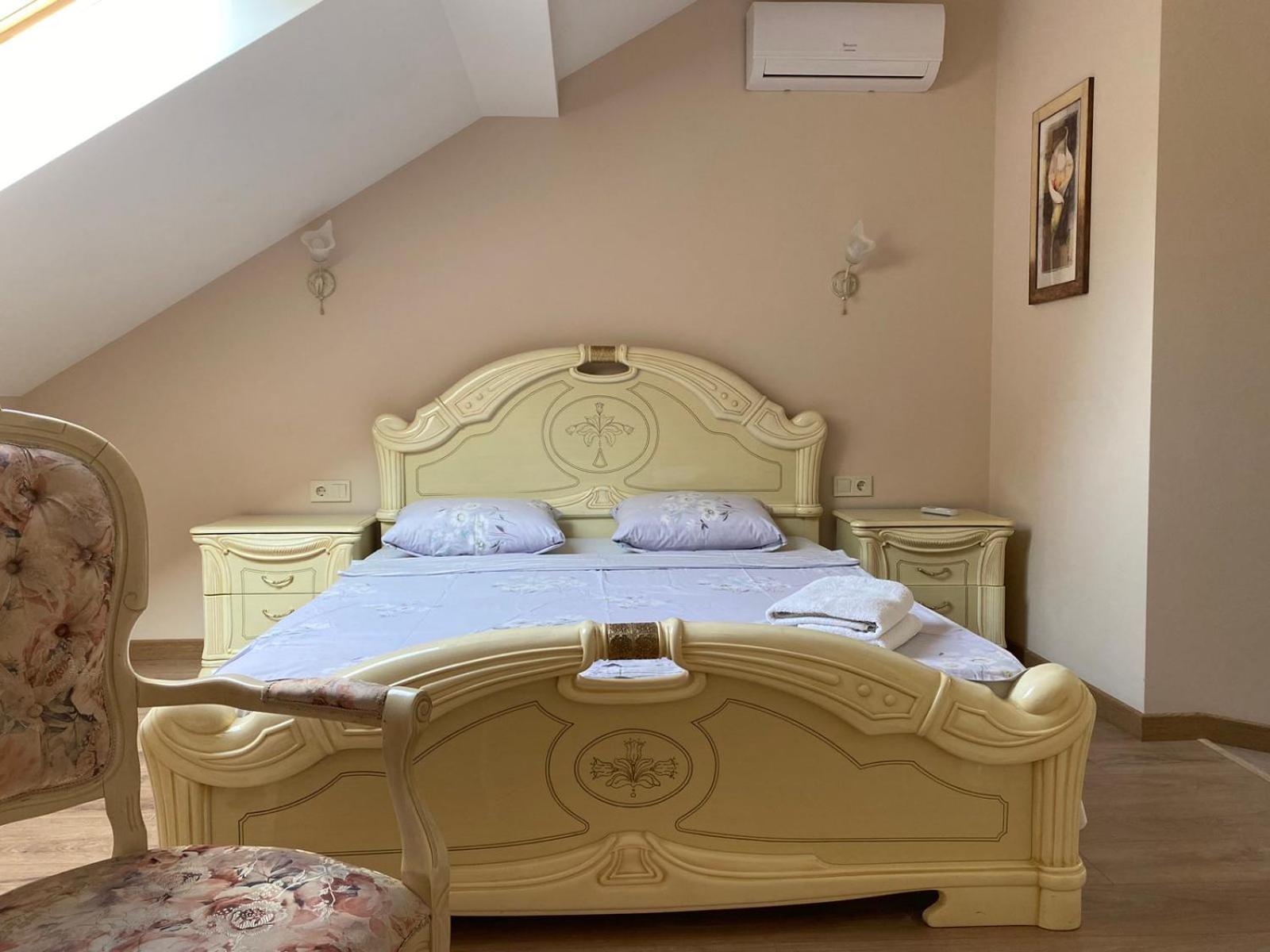 Apart Yaroslava Osmomysla 9 Square - City Center Lviv Buitenkant foto