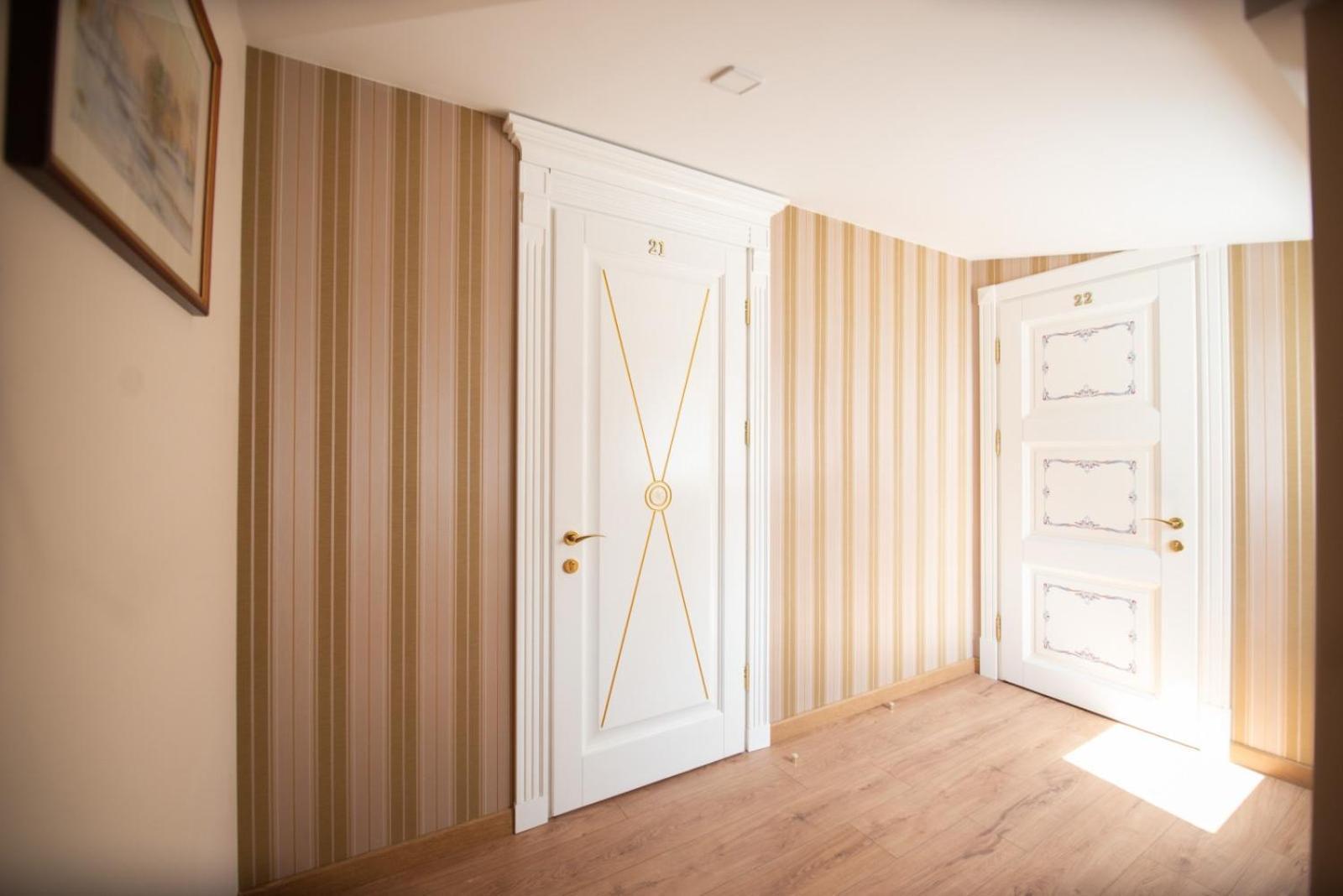 Apart Yaroslava Osmomysla 9 Square - City Center Lviv Kamer foto